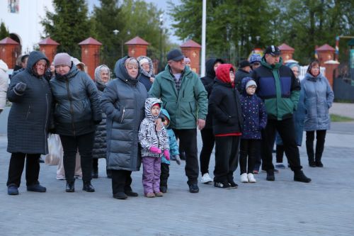 В Алексеевском День Победы завершился праздничным концертом