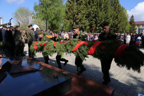 Фоторепортаж: в Алексеевском прошел парад Победы