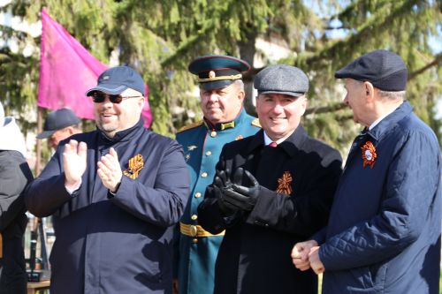 Фоторепортаж: в Алексеевском прошел парад Победы