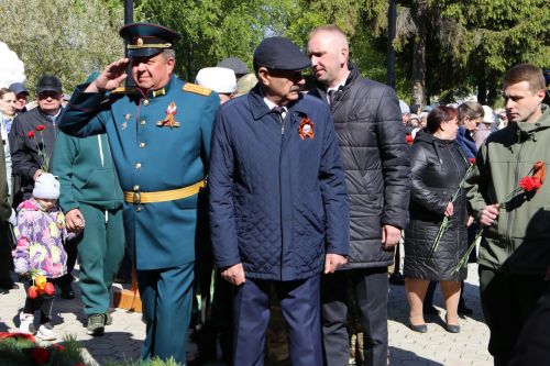 Фоторепортаж: в Алексеевском прошел парад Победы