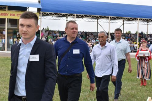 В Алексеевском наградили передовиков и выбрали батыров сева