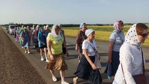 В Алексеевском благочинии начался крестный ход в Билярск