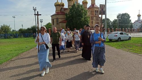 В Алексеевском благочинии начался крестный ход в Билярск