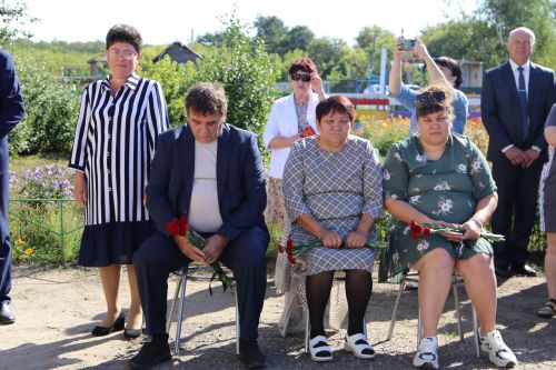 Школьники Левашево встретили новый учебный год