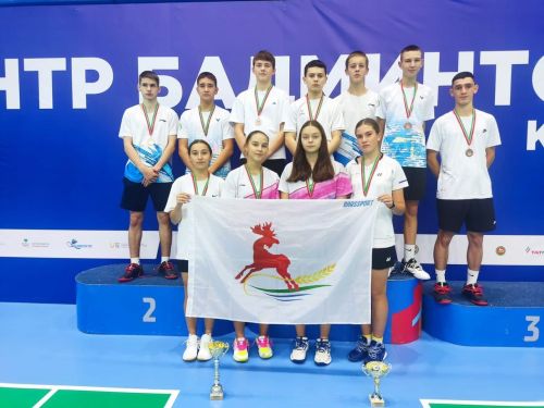 Команда из Алексеевского выступила на чемпионате РТ по бадминтону