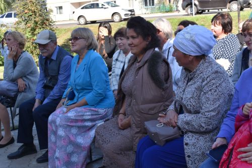 В Алексеевском организовали Литературный дворик «Великое чудо — семья»