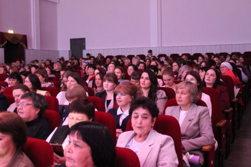 Педагоги Алексеевского района получили награды