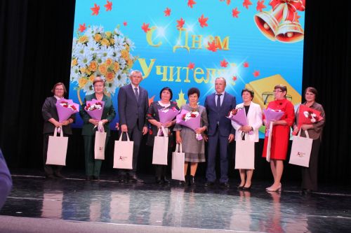 Педагоги Алексеевского района получили награды