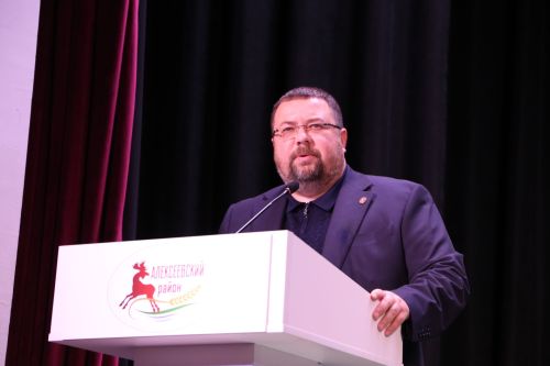 В Алексеевском районе отпраздновали День работника дорожного хозяйства