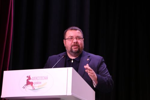 В Алексеевском районе отпраздновали День работника дорожного хозяйства
