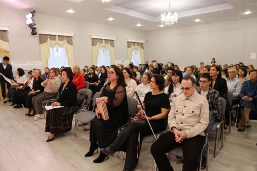 «Гармония души»: в школе искусств прошёл день, который объединил детей с разными возможностями