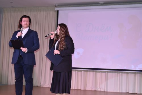 В Алексеевской детской школе искусств прошел душевный концерт ко Дню матери