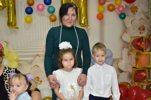 В Алексеевском приюте «Забота» чествовали мам и бабушек