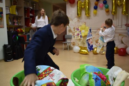 В Алексеевском приюте «Забота» чествовали мам и бабушек