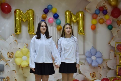В Алексеевском приюте «Забота» чествовали мам и бабушек