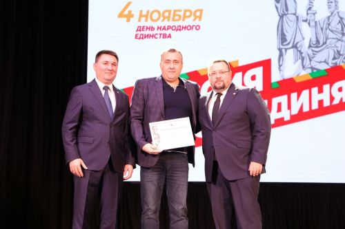 Как Алексеевский район встретил праздник добрыми делами и памятью о героях