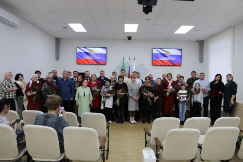 Как Алексеевский район встретил праздник добрыми делами и памятью о героях