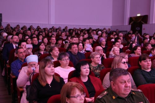 В Алексеевском состоялся благотворительный концерт в поддержку участников СВО