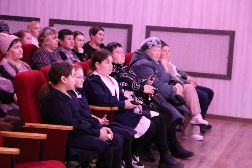 В Алексеевском состоялся благотворительный концерт в поддержку участников СВО
