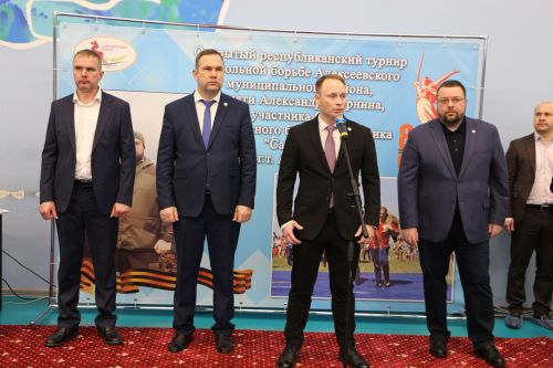 В Алексеевском прошли соревнования по вольной борьбе, посвящённые памяти участника СВО