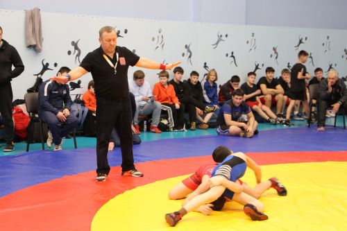 В Алексеевском прошли соревнования по вольной борьбе, посвящённые памяти участника СВО