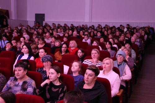 В Алексеевском состоялся благотворительный концерт в поддержку участников СВО