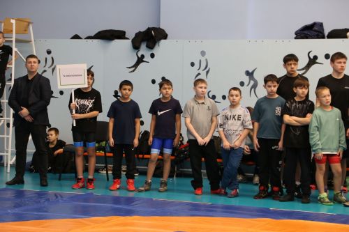 В Алексеевском прошли соревнования по вольной борьбе, посвящённые памяти участника СВО