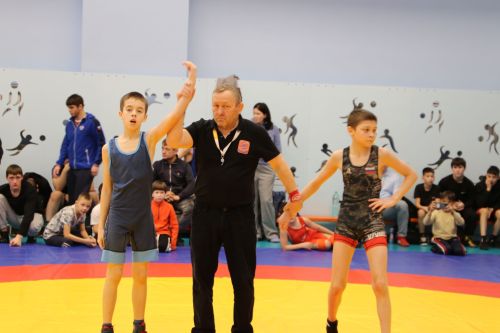 В Алексеевском прошли соревнования по вольной борьбе, посвящённые памяти участника СВО