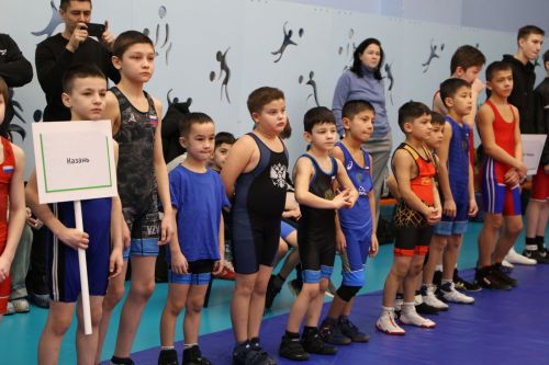 В Алексеевском прошли соревнования по вольной борьбе, посвящённые памяти участника СВО