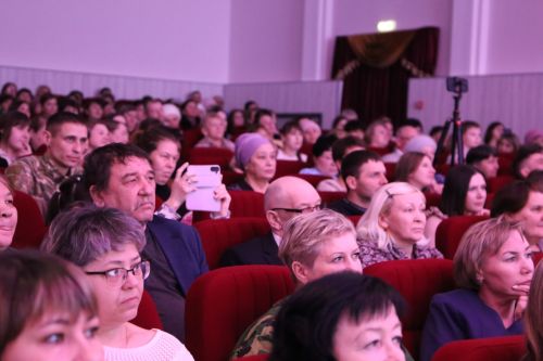 В Алексеевском состоялся благотворительный концерт в поддержку участников СВО