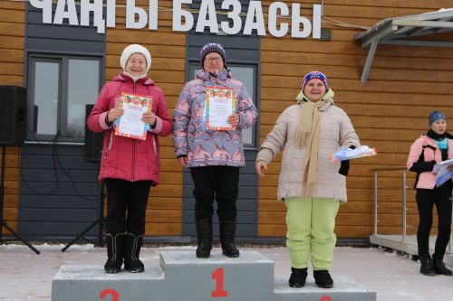 Больше трехсот человек приняло участие в «Лыжне России»
