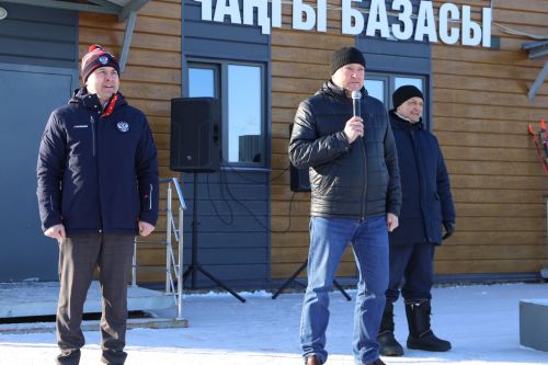 Больше трехсот человек приняло участие в «Лыжне России»