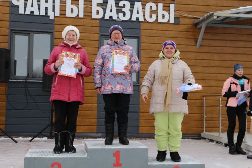 Больше трехсот человек приняло участие в «Лыжне России»