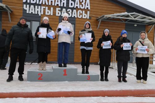 Больше трехсот человек приняло участие в «Лыжне России»