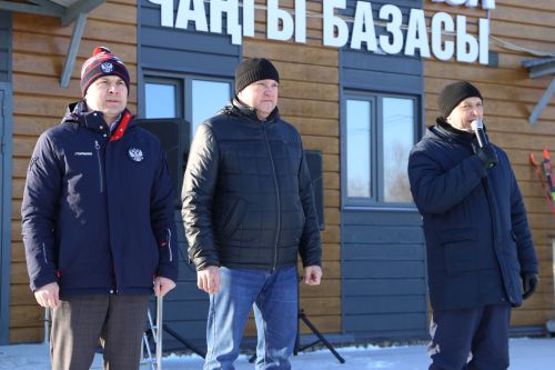 Больше трехсот человек приняло участие в «Лыжне России»