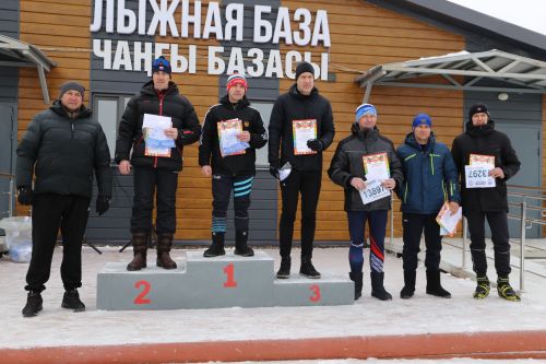 Больше трехсот человек приняло участие в «Лыжне России»