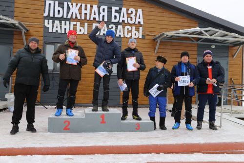 Больше трехсот человек приняло участие в «Лыжне России»