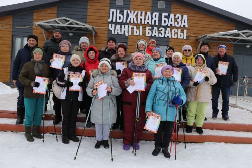 Больше трехсот человек приняло участие в «Лыжне России»