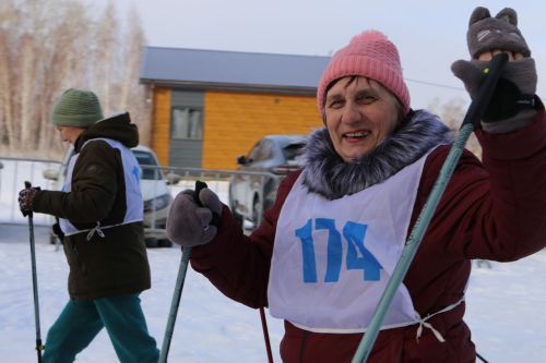 Больше трехсот человек приняло участие в «Лыжне России»