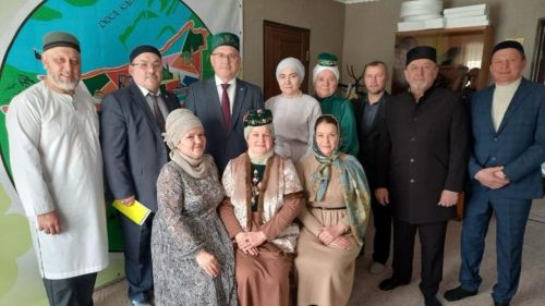 Алсу Назмутдинова приняла участие в выездном заседании Всемирного конгресса татар