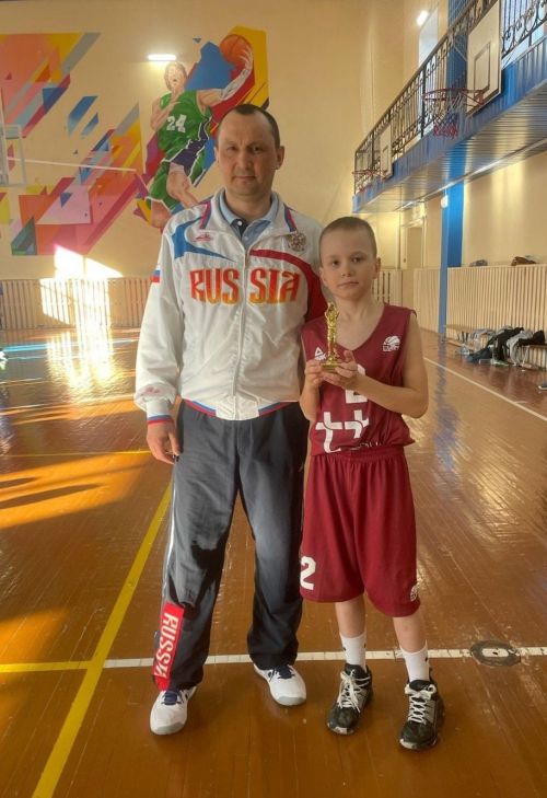 В Алексеевской школе №1 состоялся турнир по баскетболу