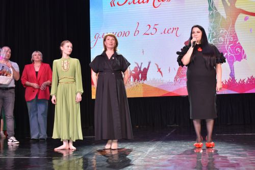 В Алексеевском состоялся юбилейный концерт «Элиты» и «Золотой молодости»