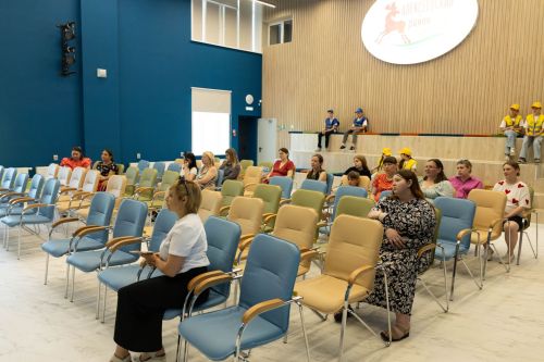 В Алексеевском районе будущим мамам напомнили о правилах безопасной перевозки детей