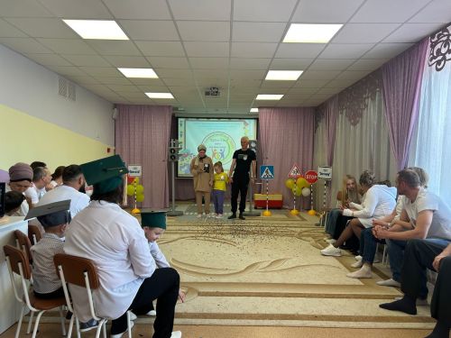 В детском саду «Петушок» прошёл семейный праздник безопасности