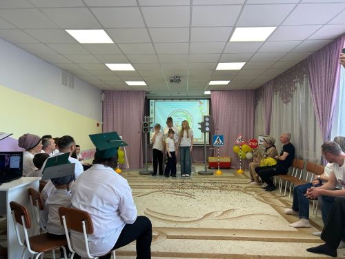 В детском саду «Петушок» прошёл семейный праздник безопасности