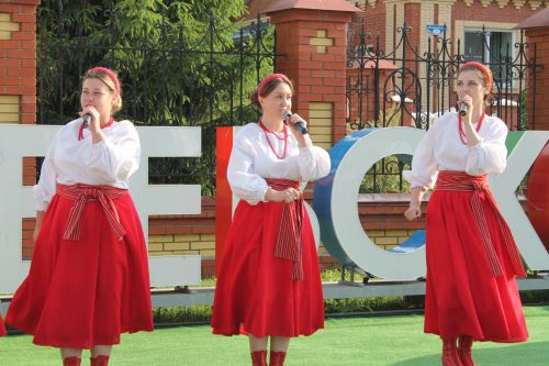 В Алексеевском ярко отметили День России