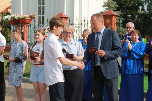 В Алексеевском ярко отметили День России