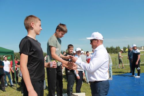 Названы абсолютные батыры национальной борьбы «Кореш» на районном Сабантуе в Алексеевском