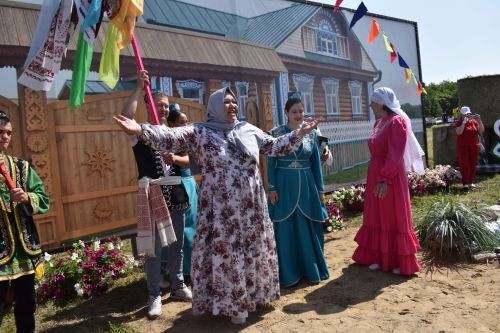 Жители села Мокрые Курнали отпраздновали Сабантуй