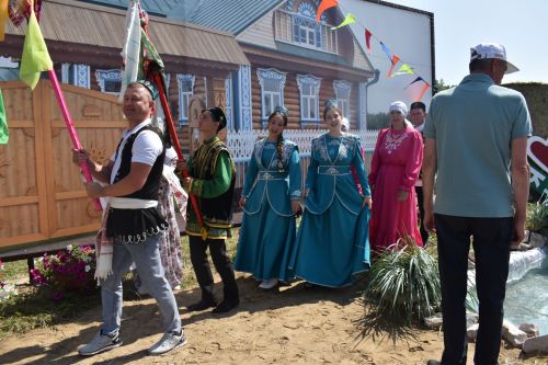 Жители села Мокрые Курнали отпраздновали Сабантуй